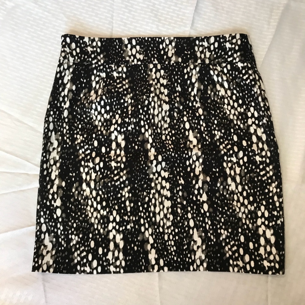 Like New Anne Klein Sexy/Classy Print Skirt-8 - Picture 2 of 5